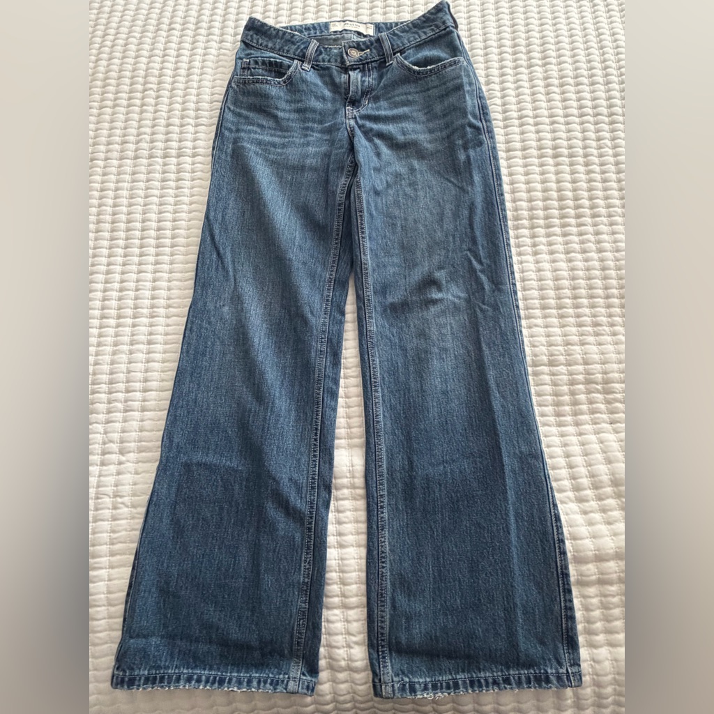 Hollister WideLeg Jeans In Denim Blue
